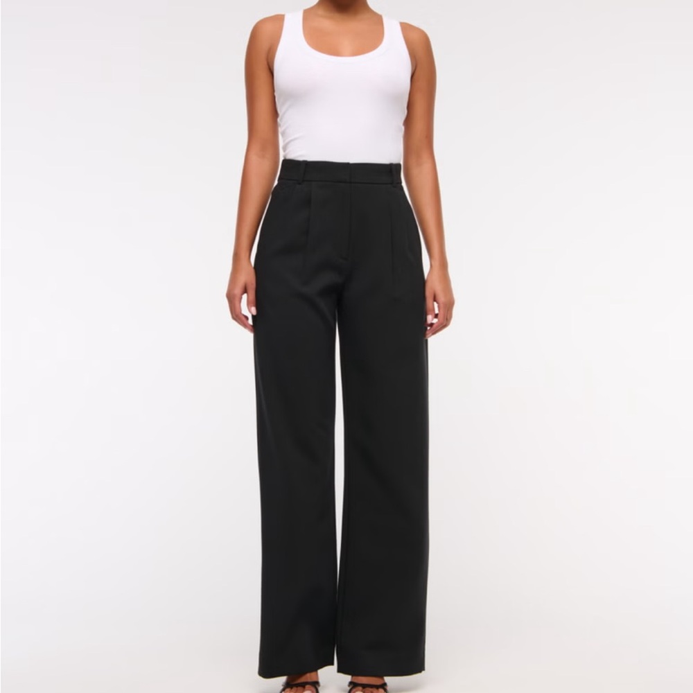 Abercrombie & Fitch Sloane Tailored Pant - Wide Leg